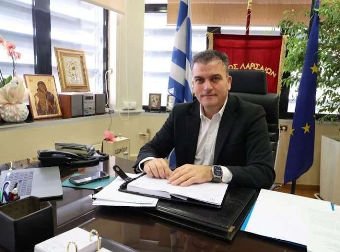 Αντίδραση Μαμάκου: "Αναγκαία όχι μόνο η συνέχιση αλλά και η ενίσχυση του προγράμματος για ανέργους άνω των 55 ετών"