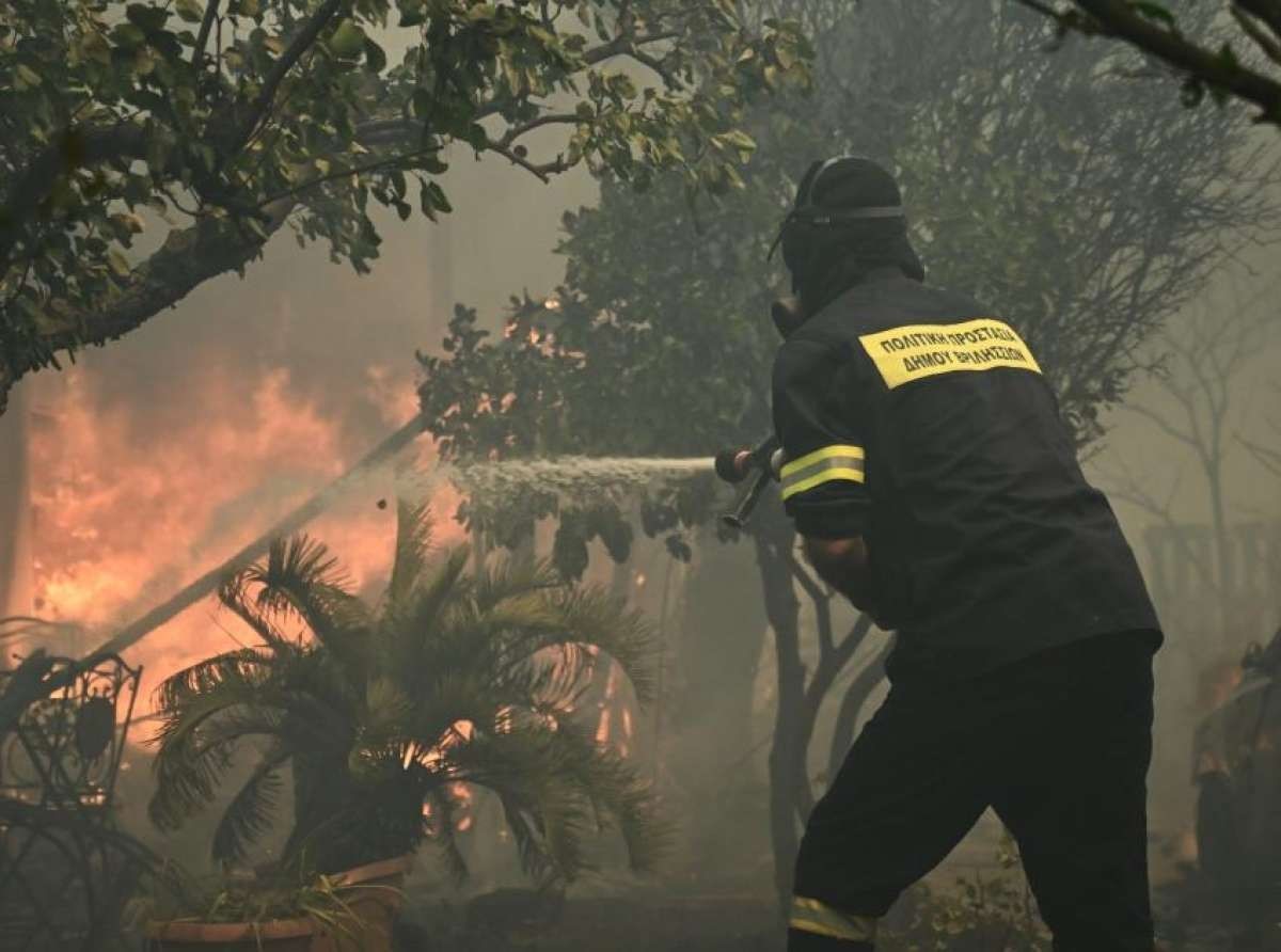 Είδη πρώτης ανάγκης για τους πυρόπληκτους της Αττικής συγκεντρώνει το ΕΚΛ