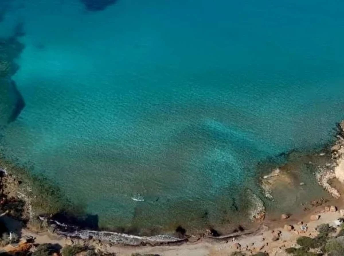 Οι 3 δημοφιλείς προορισμοί στην Ελλάδα που φλερτάρουν με οικονομικό μαρασμό