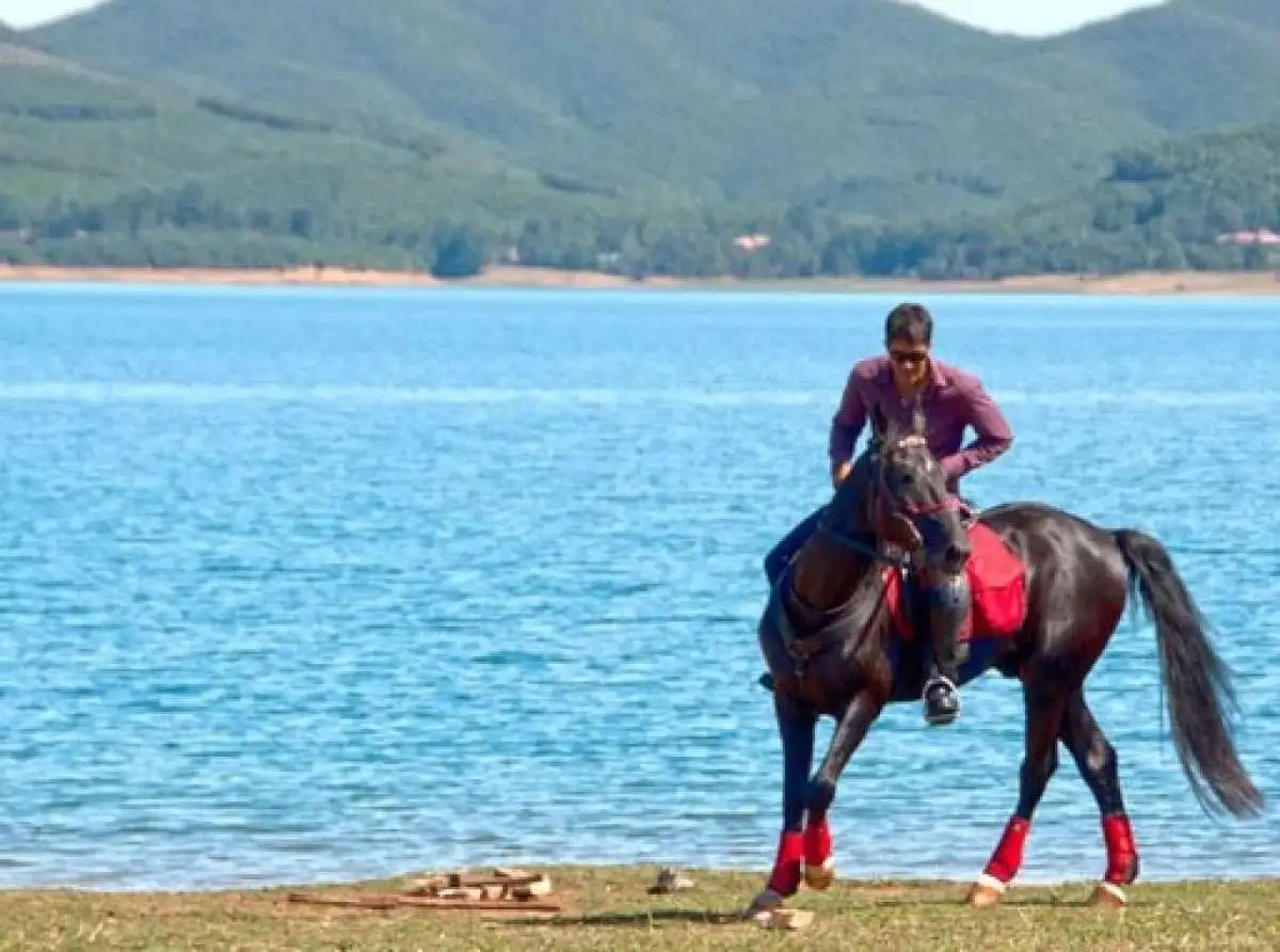 Αύξηση επισκεπτών το φετινό καλοκαίρι στη Λίμνη Πλαστήρα