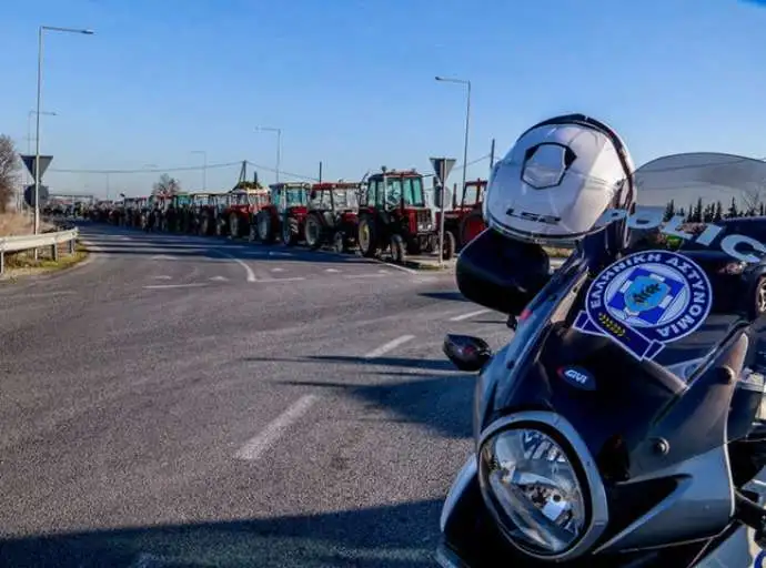Ετοιμάζουν... θερμή υποδοχή του Πρωθυπουργού στη Νίκαια