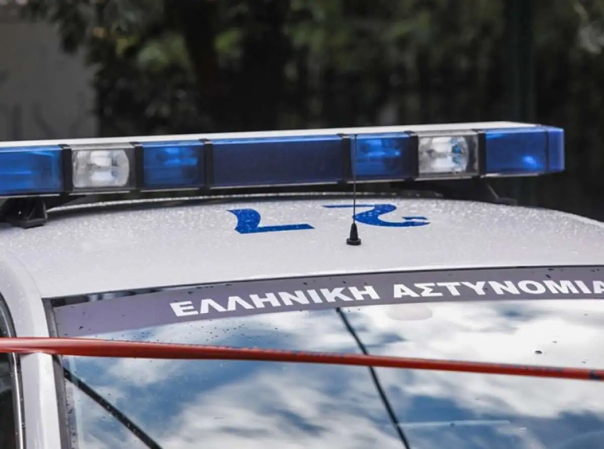 Εξοργιστικό περιστατικό στον Βόλο: Κλέφτρα γρονθοκόπησε νεαρό με κινητικά προβλήματα