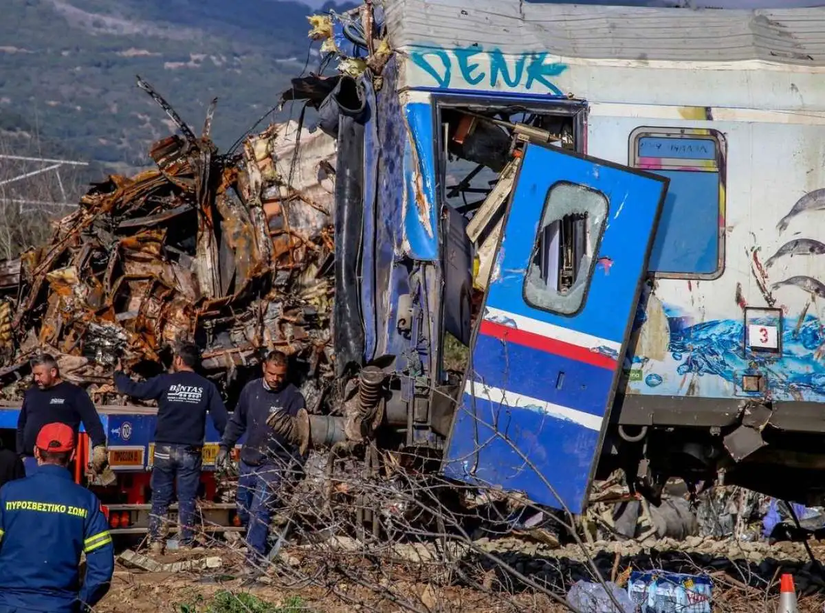Τέμπη | Ποινική δίωξη για ελλιπείς ελέγχους στη σύμβαση 717