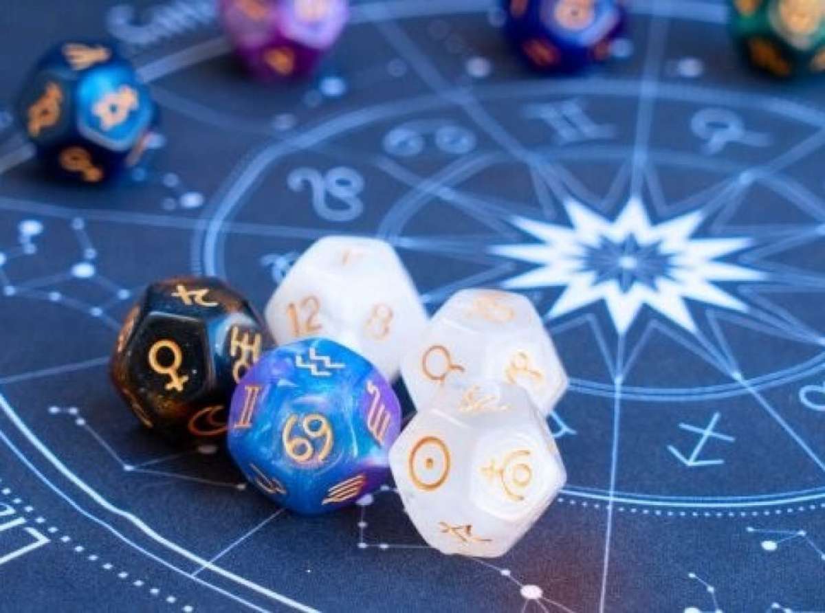 Ζώδια | Οι αστρολογικές προβλέψεις για σήμερα Κυριακή 15 Σεπτεμβρίου 2024