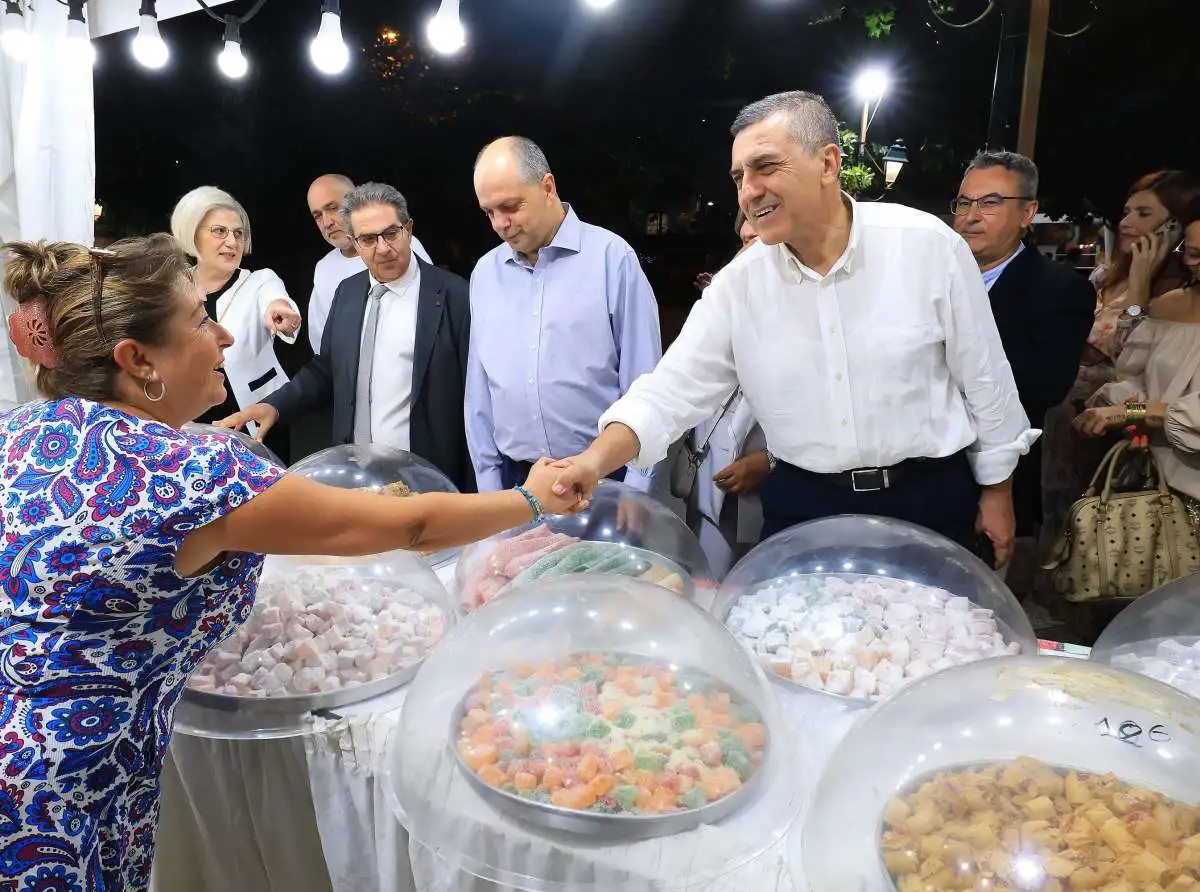 Με τον φάκελο πιστοποίησης ανά χείρας ο Κουρέτας στην 17η Γιορτή Χαλβά (ΦΩΤΟ)