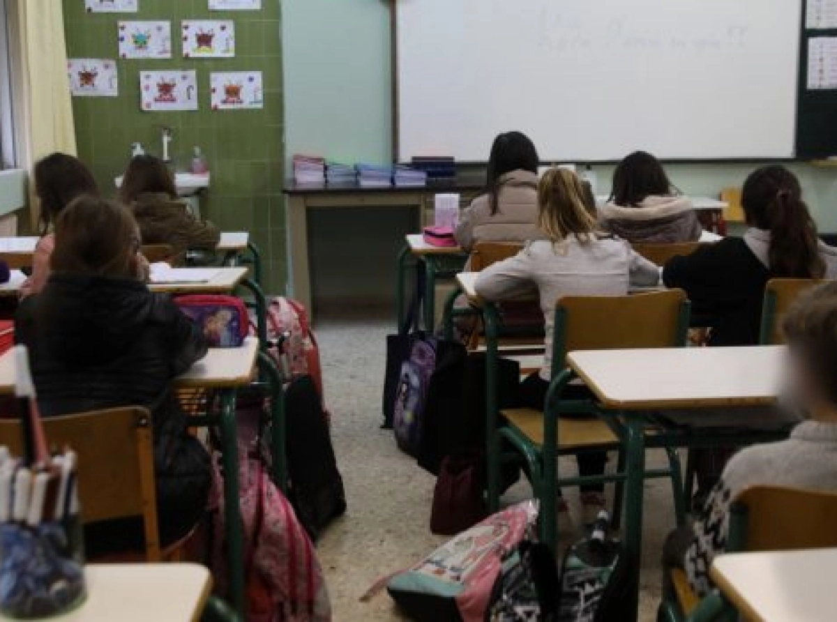 Πάτρα: Κινητό χρησιμοποίησαν δύο μαθητές μέσα στο σχολείο και πήραν αποβολή μίας ώρας