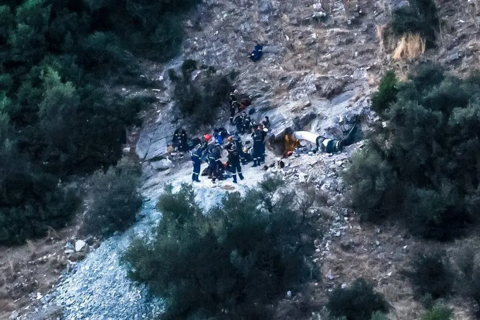 Τραγική κατάληξη!!! Νεκρός o 53χρονος στην υπόγεια σήραγγα μεταξύ Γόννων - Καλλιπεύκης