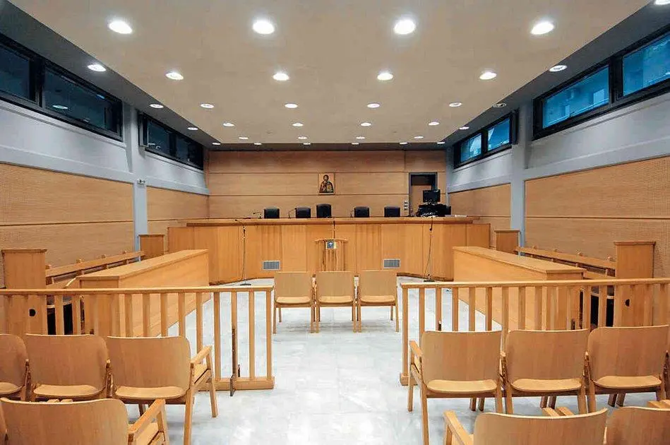 Λάρισα: Οδηγός πιάστηκε μεθυσμένος και βρέθηκε στη φυλακή