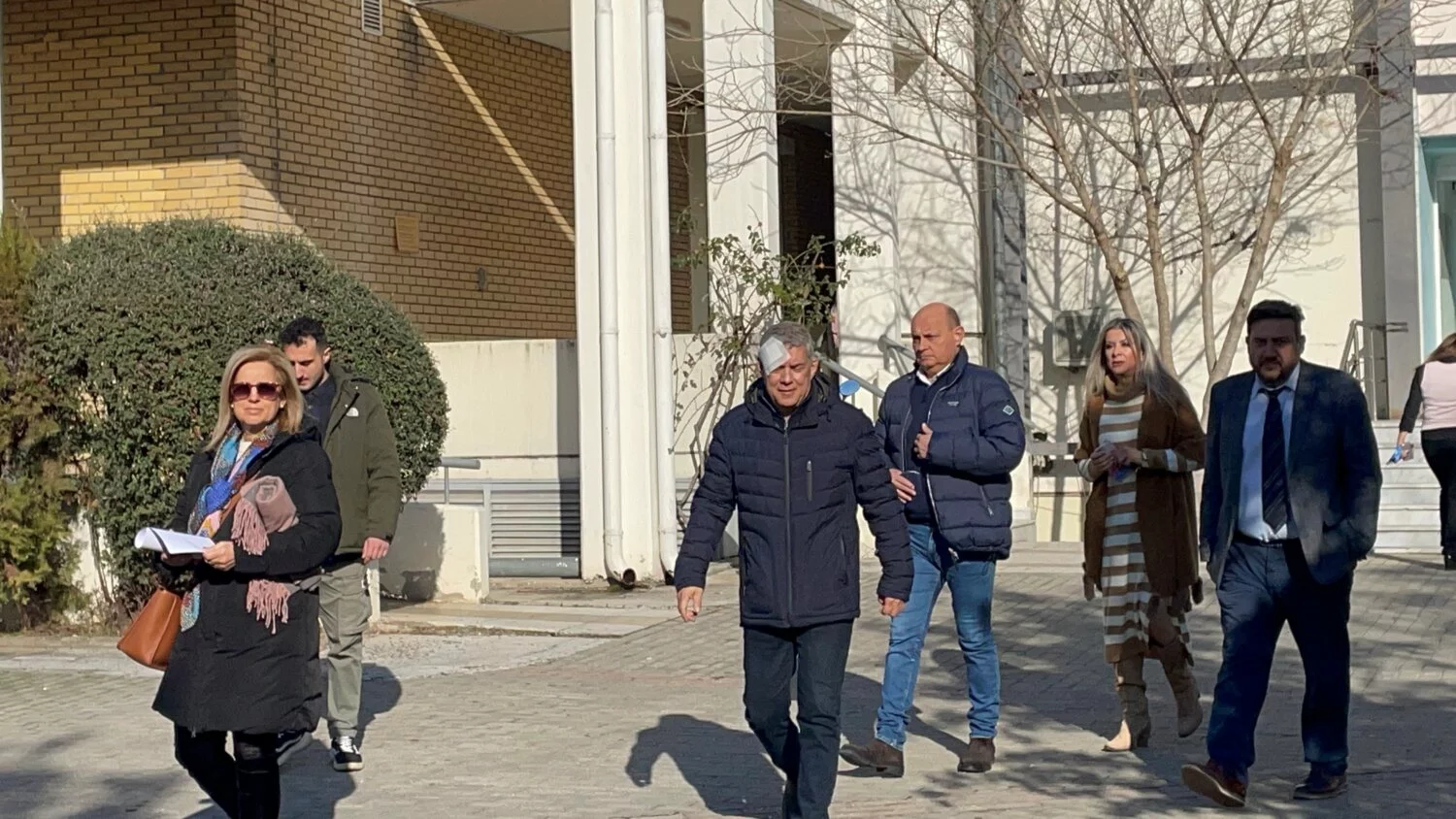 Δείχνει Κουρέτα για την επίθεση ο Αγοραστός - Για άθλια υπονοούμενα κάνει λόγο η Περιφέρεια