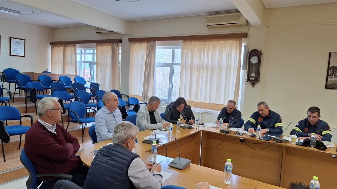 Δήμος Ελασσόνας: Σύσκεψη για την πολιτική προστασία και τις πυρκαγιές