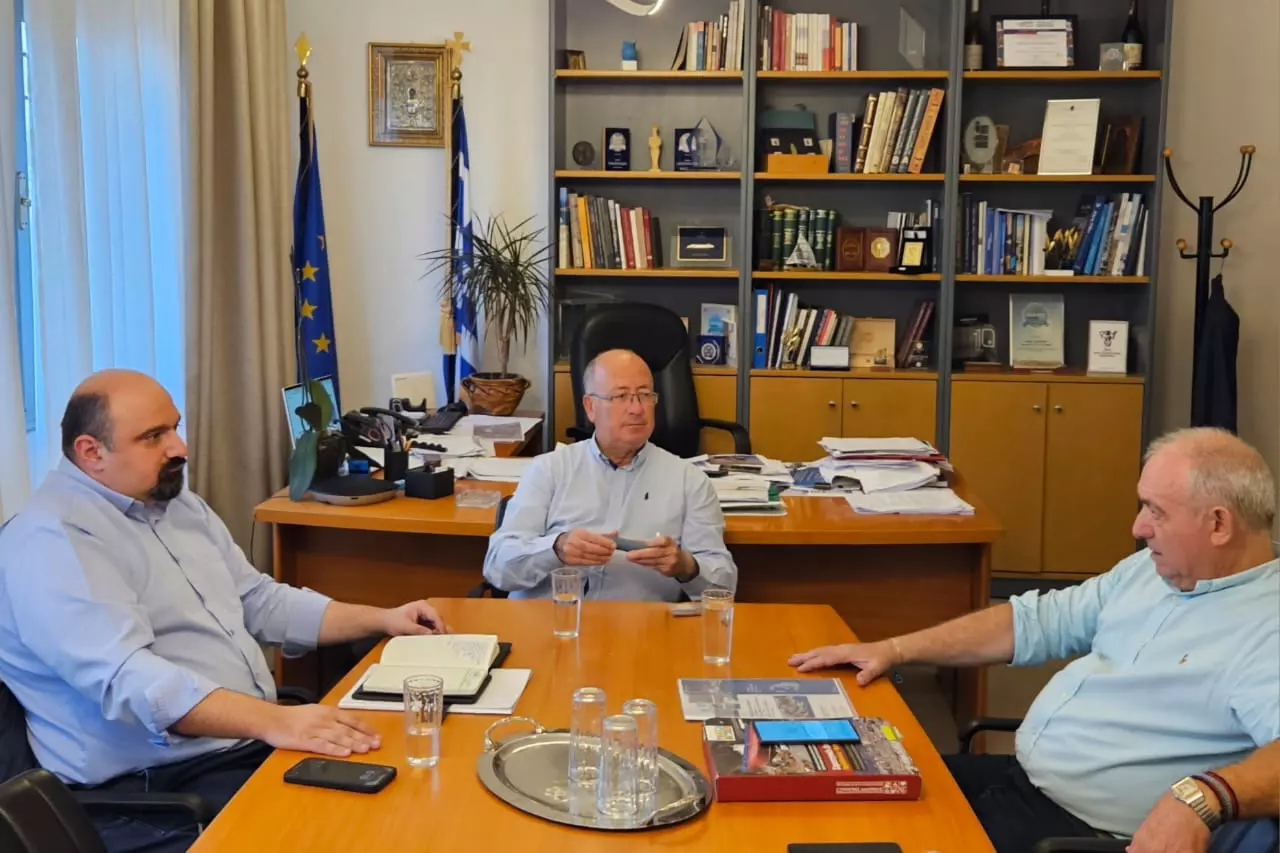 Τριαντόπουλος: Στενή συνεργασία με τον τουριστικό κλάδο απέναντι στις επιπτώσεις της κλιματικής κρίσης