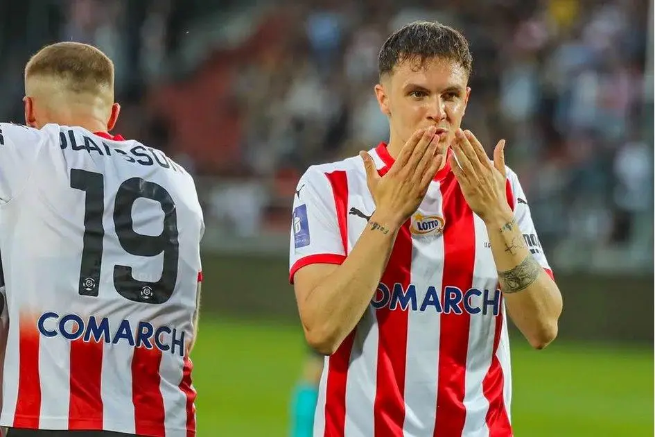 ΑΕΛ | Υπογράφει ο Ατανάσοφ - Προχωράει για γκολκίπερ και δύο επιθετικούς 