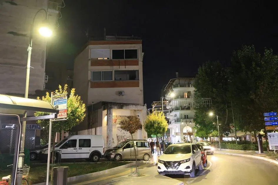 Εκσυγχρονίζεται ο δημοτικός φωτισμός της Λάρισας