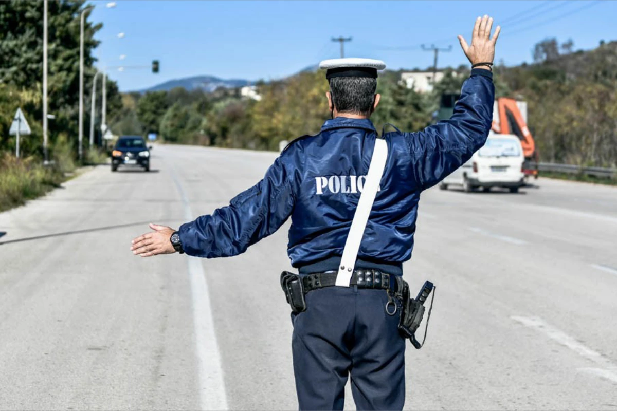 Έλεγχοι της αστυνομίας για τήρηση της απαγόρευσης μετακίνησης φίλων της ΑΕΛ στο Βόλο 