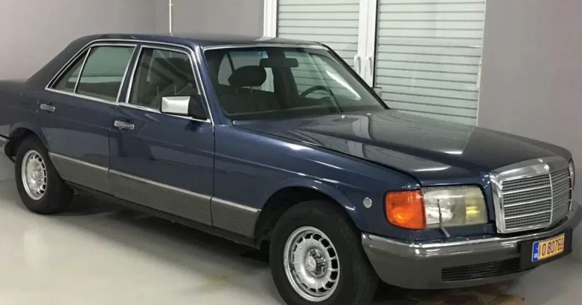 Πωλείται η αγαπημένη Mercedes του Ανδρέα Παπανδρέου