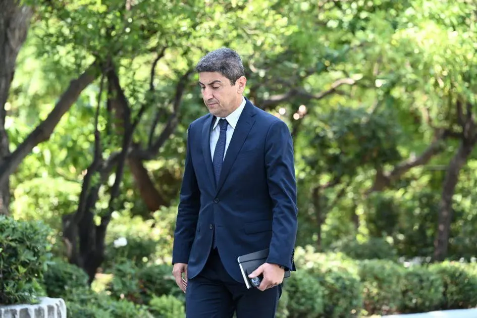 Δικογραφία ΟΠΕΚΕΠΕ: Λένε για Αυγενάκη, ότι έβαλε «λυτούς και δεμένους» να πάρουν πίσω τους ελέγχους