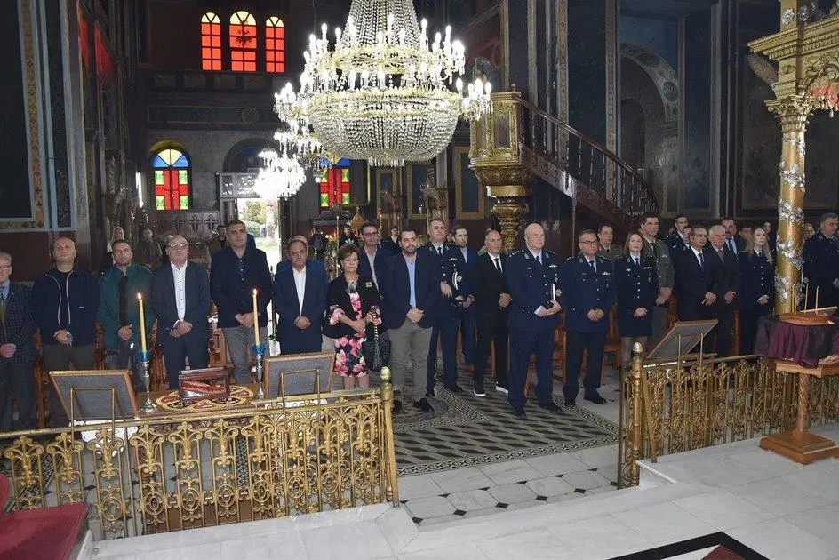 Εορταστικές εκδηλώσεις στη Θεσσαλία για την Ημέρα της Ελληνικής Αστυνομίας (ΦΩΤΟ)