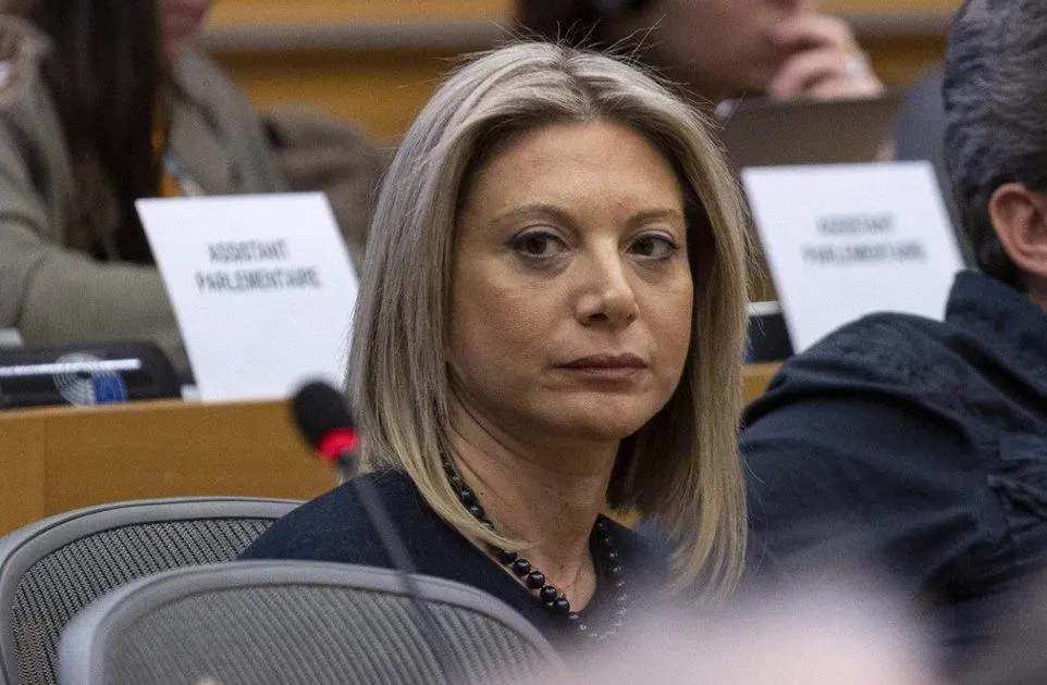 Στην Βουλή η μήνυση Μ.Καρυστιανού – Κατηγορεί 14 βουλευτές της ΝΔ για εσχάτη προδοσία