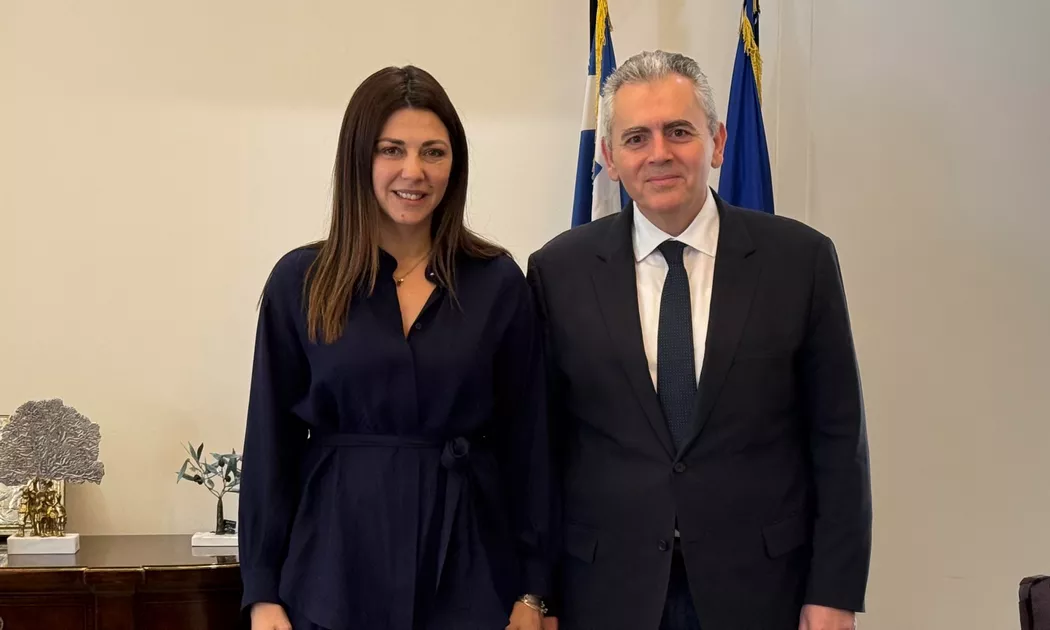 Χαρακόπουλος σε Ζαχαράκη: Η Παιδεία να προάγει τις ανθρωπιστικές αξίες