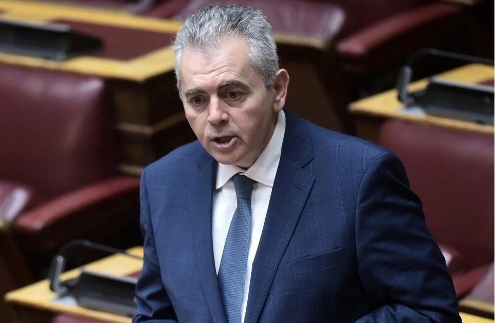 Χαρακόπουλος στη Βουλή: Να ενισχύσουμε την ελληνομάθεια, είναι ο καλύτερος πρεσβευτής του ελληνισμού