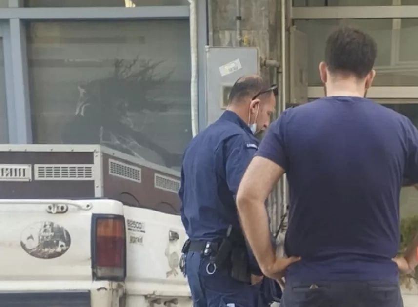 Κηδεύονται στη Λάρισα μάνα και γιος που βρέθηκαν νεκροί στα Τρίκαλα