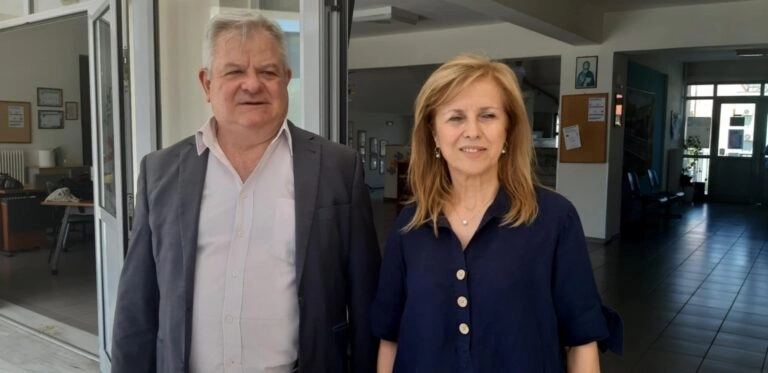 Μηδενισμός γραπτού λόγω κινητού!!! Ομαλά και με αυξημένα μέτρα ασφαλείας οι Πανελλαδικές στη Θεσσαλία  
