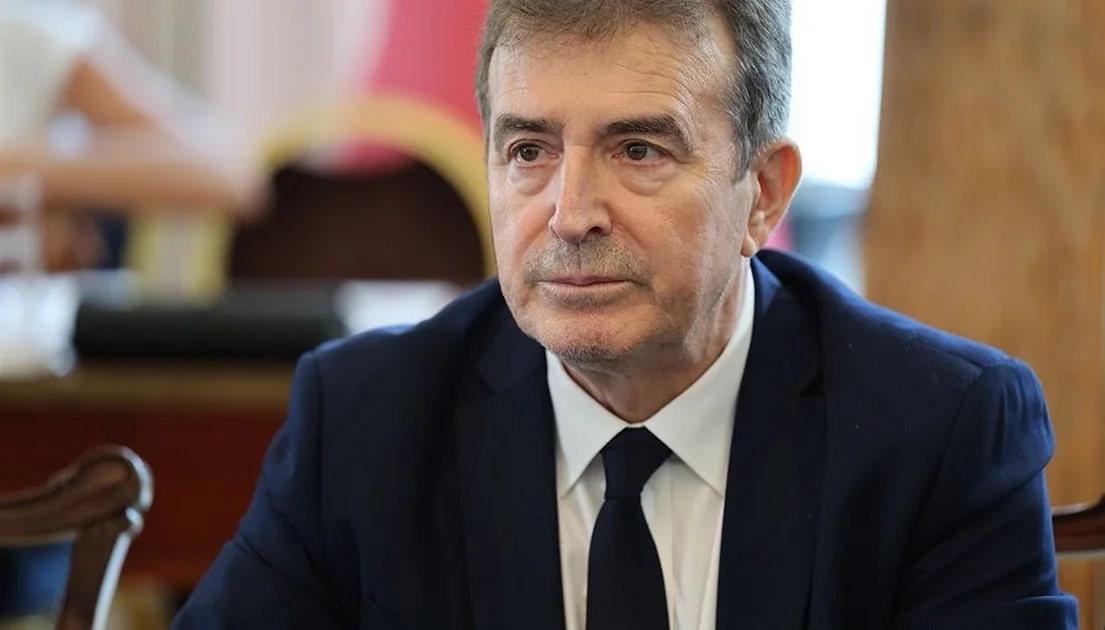 Στη Θεσσαλία για ενδοοικογενειακή βία και ανήλικη παραβατικότητα ο Μιχάλης Χρυσοχοΐδης