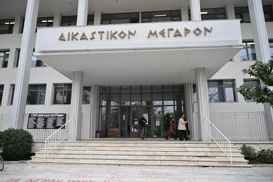 Δικαστικό Μέγαρο Λάρισας: Ξεκινά η εγκατάσταση αναβατορίου για την πρόσβαση ΑμεΑ