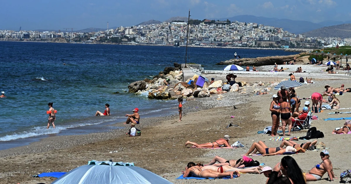 Καιρός - Καλλιάνος: Επιστρέφει η ζέστη – Πού και πότε θα φθάσει τους 40°C