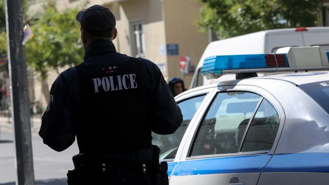 Πυροβολισμοί στο Παγκράτι μετά από επεισόδιο – Τρεις συλλήψεις, εντοπίστηκε όπλο