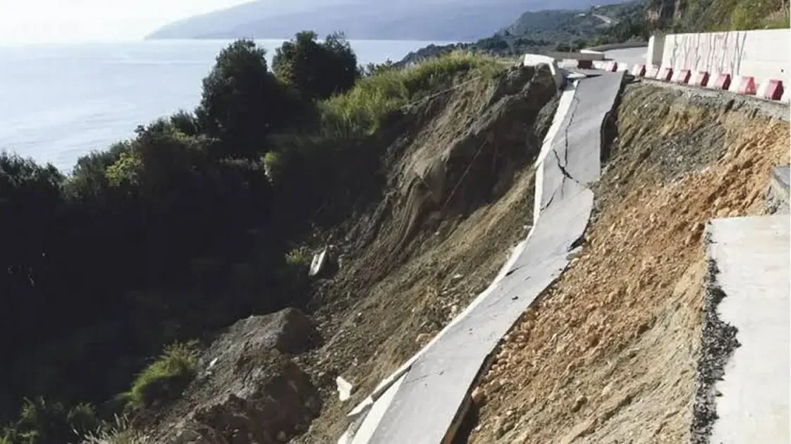 Ρακοπόταμος - Κεραμίδι: Άλλα 2,7 εκατ. € για τον πολύπαθο παραλιακό δρόμο