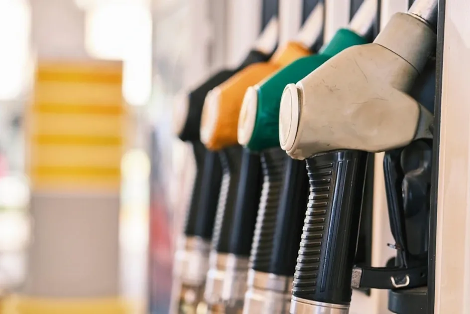 Στα 2,15 € η τιμή της αμόλυβδης - Χωρίς τέλος το ράλι ανόδου στην Λάρισα