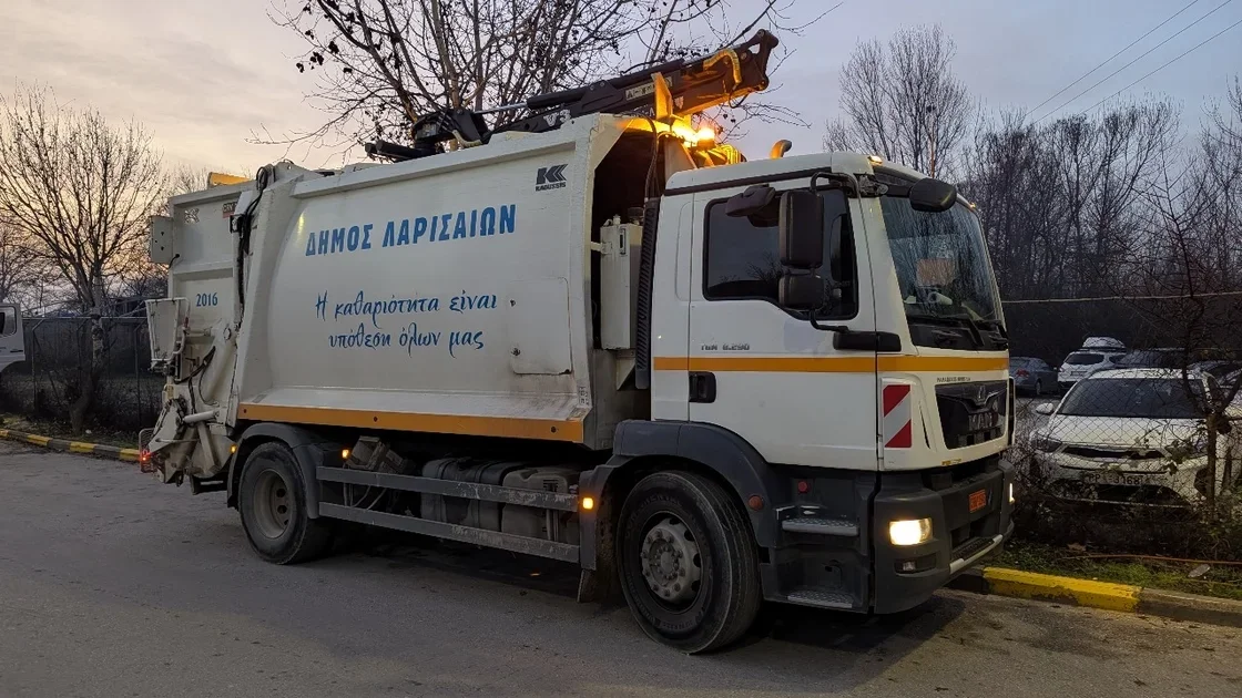 Ανάρτηση του προγράμματος αποκομιδής απορριμμάτων σε κέντρο και συνοικίες της Λάρισας