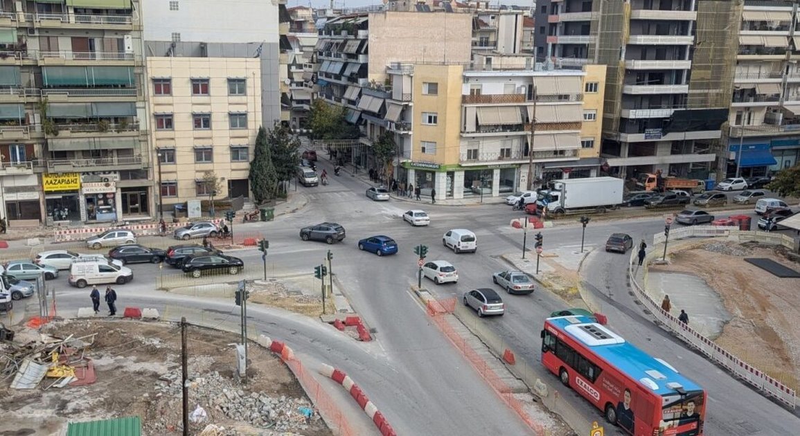Νέες εργασίες για τον κυκλικό κόμβο Φαρσάλων-Πολυτεχνείου-Παναγούλη από τον Δήμο Λαρισαίων