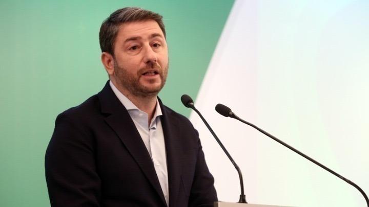 Βολές Ανδρουλάκη στην κυβέρνηση: Είστε πολιτικοί απατεώνες