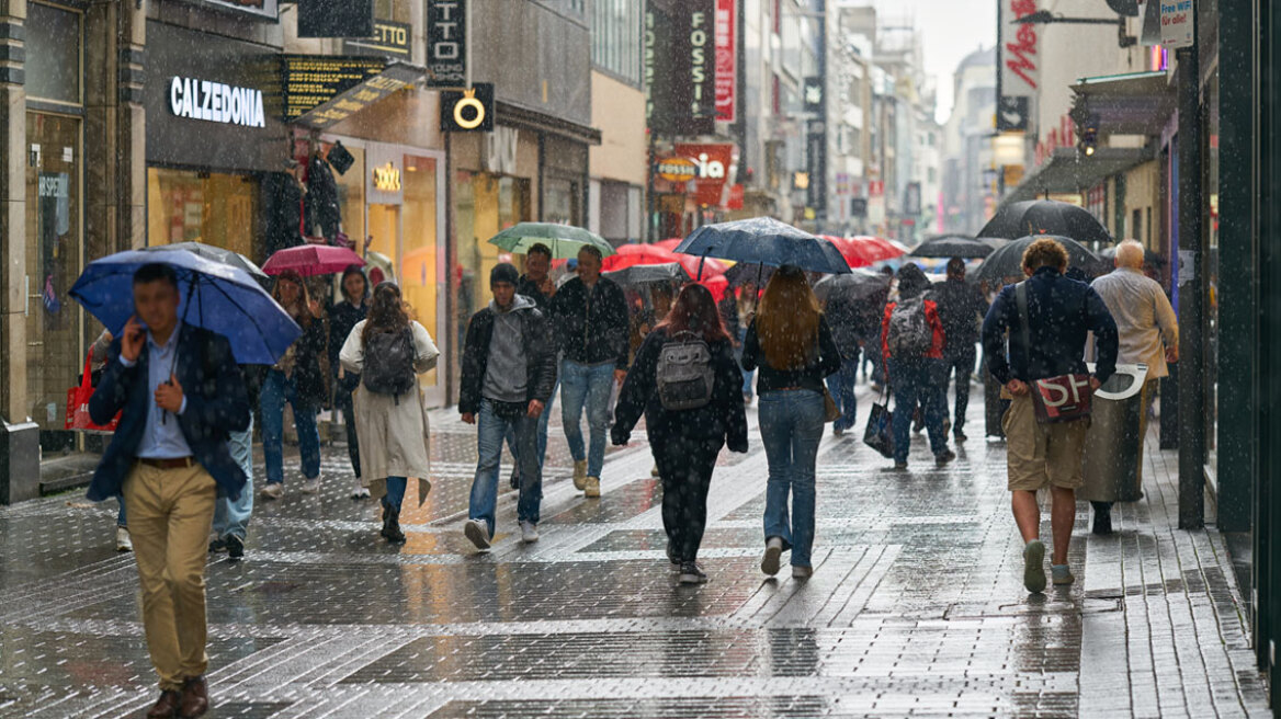 Χειμωνιάτικο σκηνικό την Κυριακή, καλύτερος καιρός από τη νέα εβδομάδα