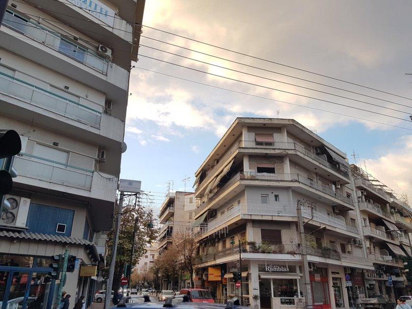 Μπλακ άουτ και κυκλοφοριακή αναστάτωση στο κέντρο της Λάρισας