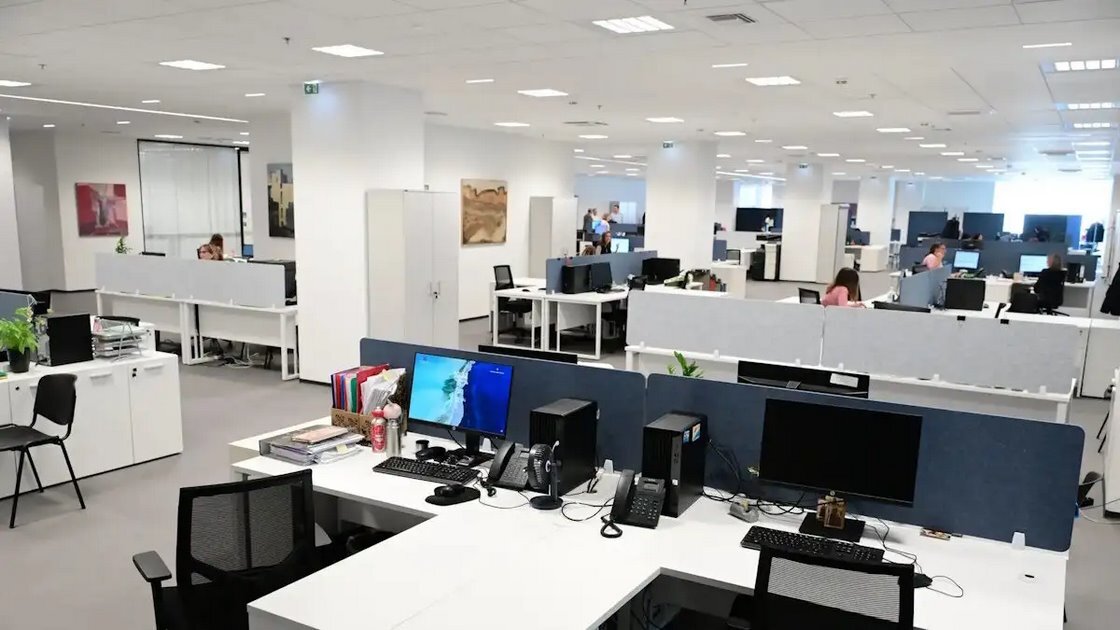 Δημόσιο: 3.556 μετακλητοί κοστίζουν πάνω από 24.000 ευρώ τον χρόνο ο καθένας κατά μέσον όρο