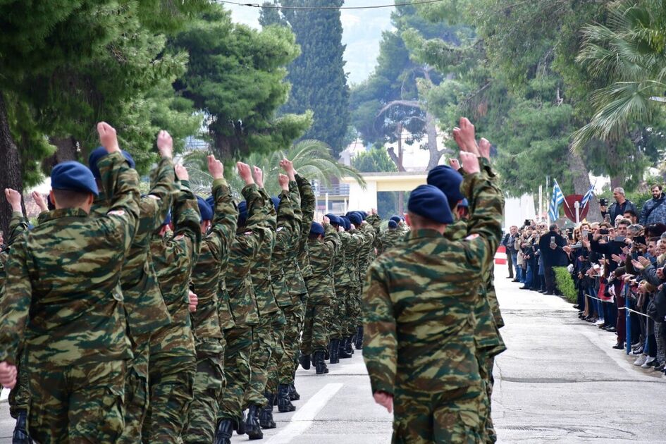 Σε ισχύ από σήμερα το νέο μοντέλο στρατιωτικής θητείας – Οι αλλαγές σε εκπαίδευση, μεταθέσεις και αποζημίωση