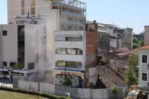 Katedafisi-Polyorofo-Arxaio_Theatro-Dimos_Larissaion_1_original