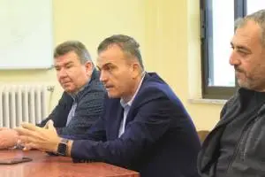 Mandra-Koutsoxero-Episkepsi_Dimarxou_1_original