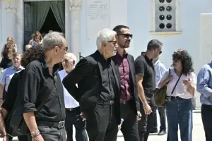 lakis-halkias-kideia_8_original