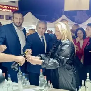 Maximos-Giorte_Tsipourou_k_Apostagmaton_ston_Tyrnabo_3_original