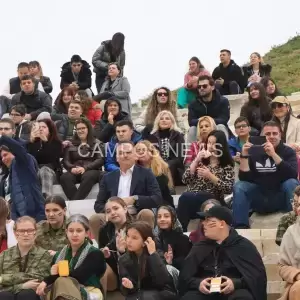 1o_Mathitiko_Festival_Theatrou_-_Efivon_Dromena_14_original